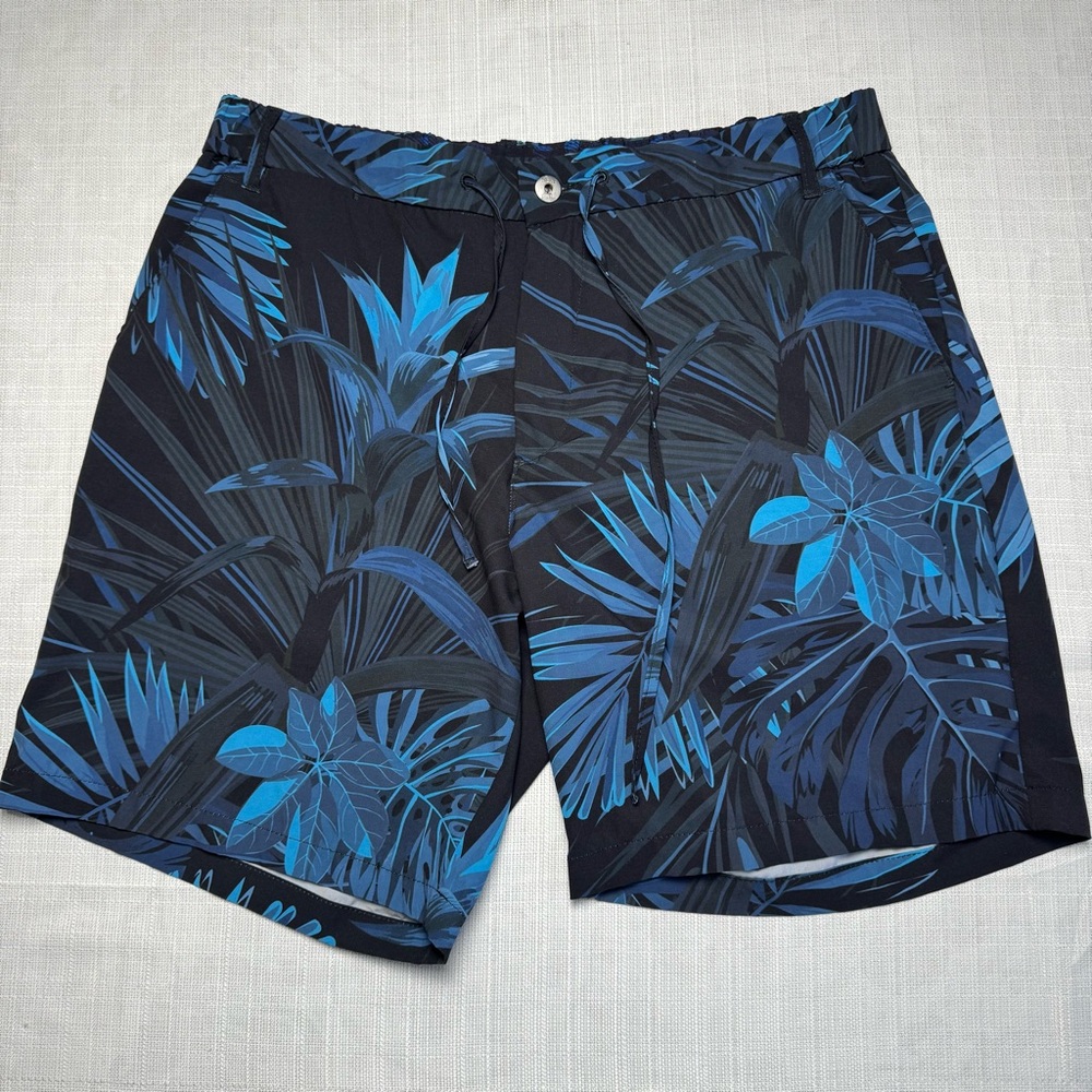 Robert Graham  Heart Of Darkness Beach To Bar Shorts Men's 36 Black Blue * Flaws